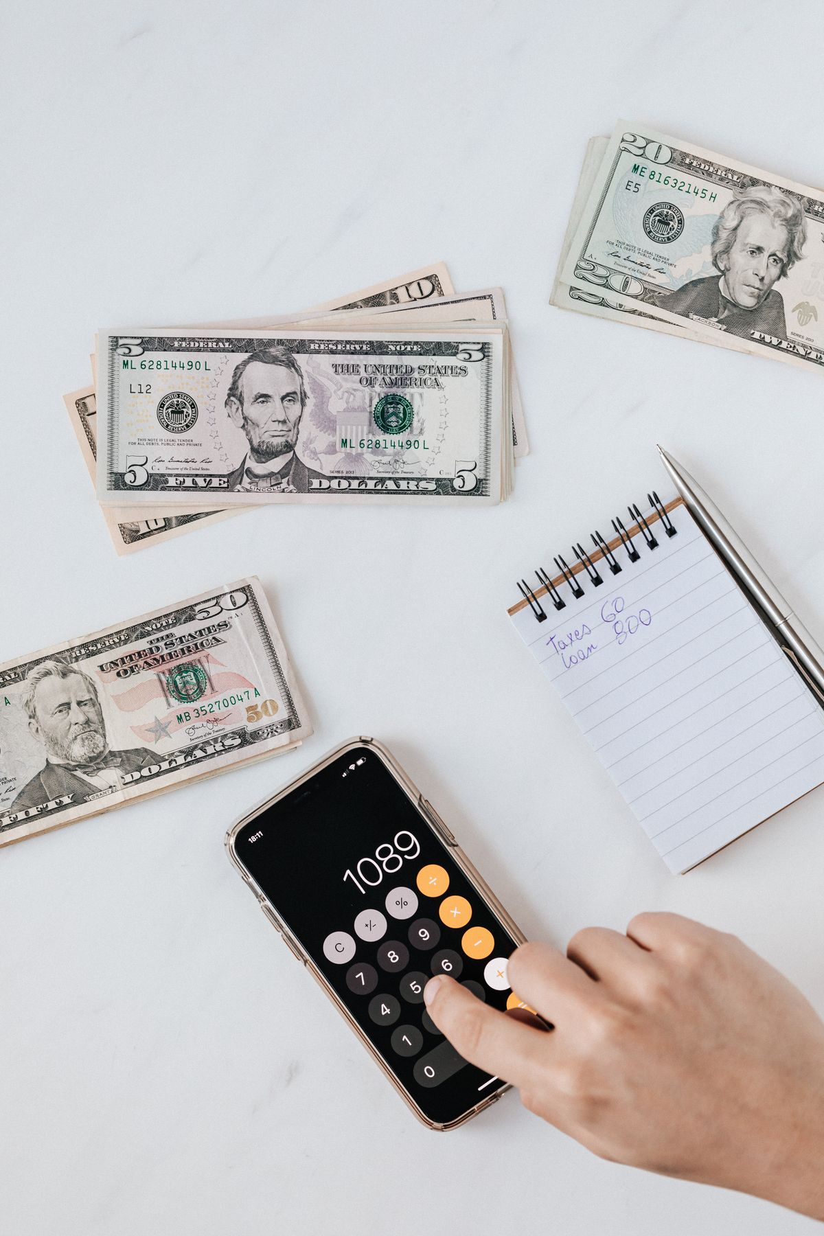 5 libros de finanzas imprescindibles para autónomos en 2026
